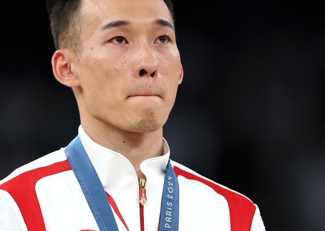 1722456020370024928.jpg 开云体育登录-两次战胜伤病两次牵手奥运 等待肖若腾的仍是遗憾