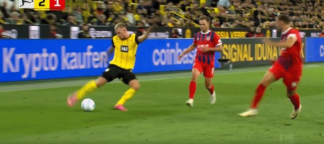 开云体育官网-【早报】阿德耶米2射1传，助多特暂登顶！