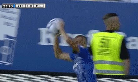 1658605738889005736.gif 开云体育官网-【热身】30分钟丢3球 AC米兰2比3负于匈牙利球会