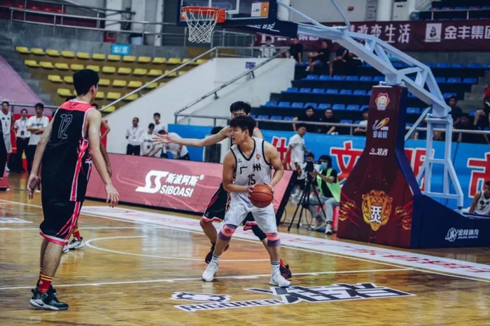 开云体育-粤BA｜为城而战！广州队全阵集结，备战冲刺2026年粤BA|广东省|篮球|男子篮球联赛|赛事|广东省男子篮球联赛_新浪体育_新浪新闻