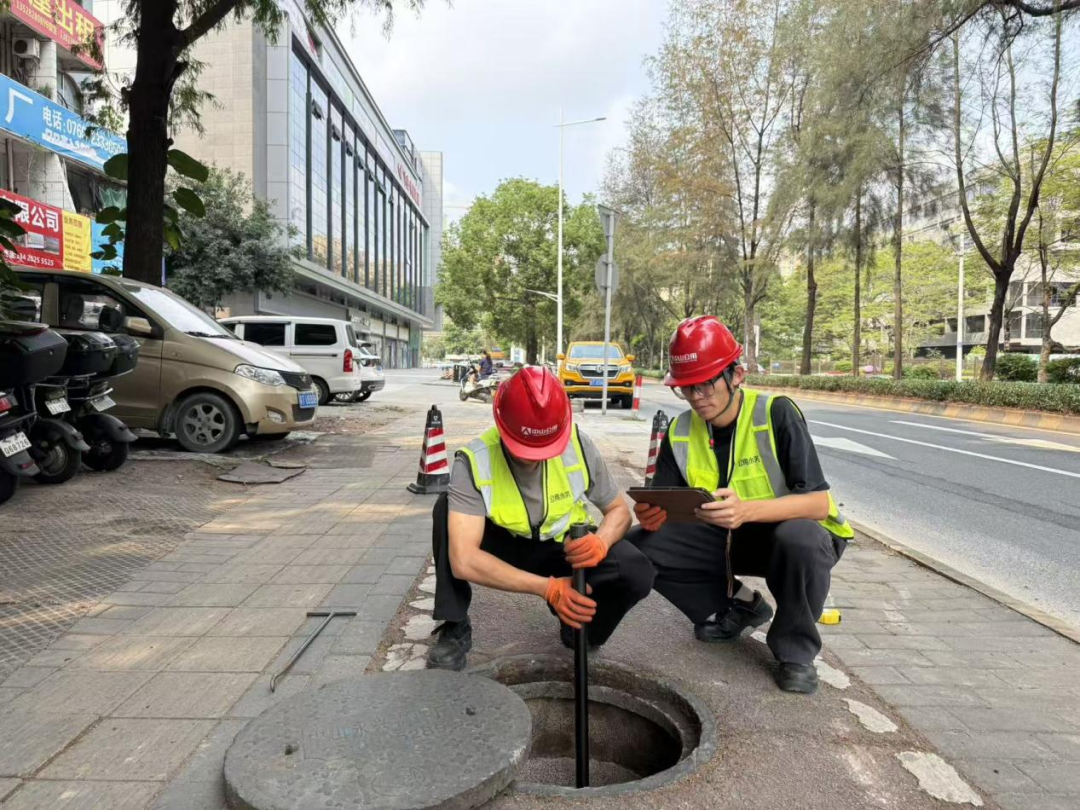 开云体育-媒体报道 | 球场追风 街巷坚守!粤超中山队21号球员黄少聪的两面精彩